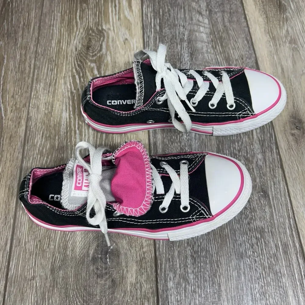 Converse Chuck Taylor All Star Youth US Size 2 Black Pink Sneaker Shoes 654365F